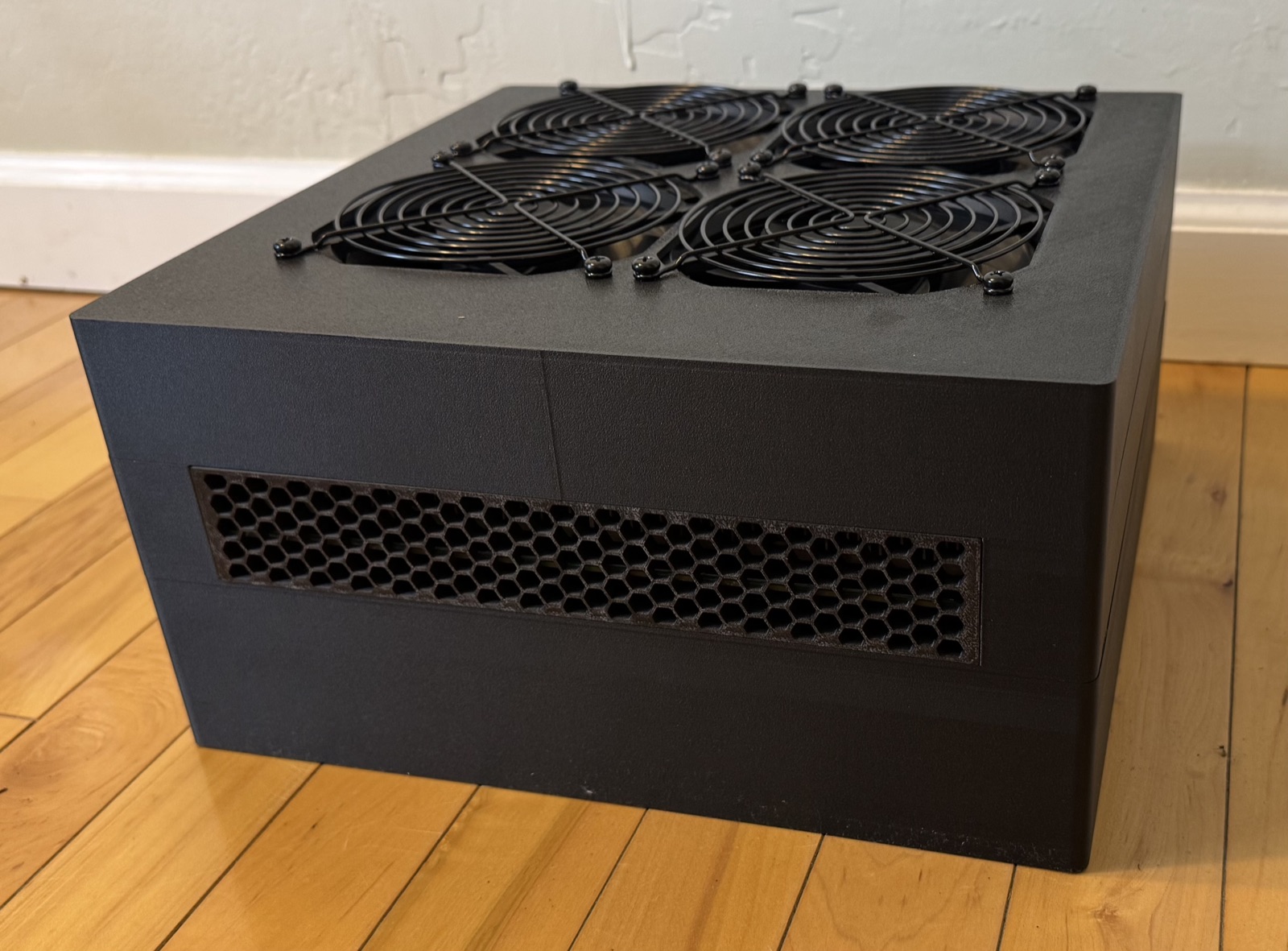 StealthMiner mining heater in black